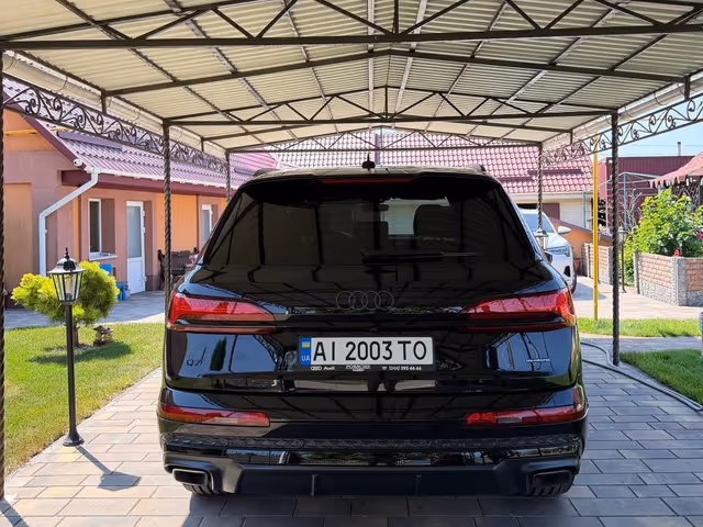 Audi Q7 - зображення 4