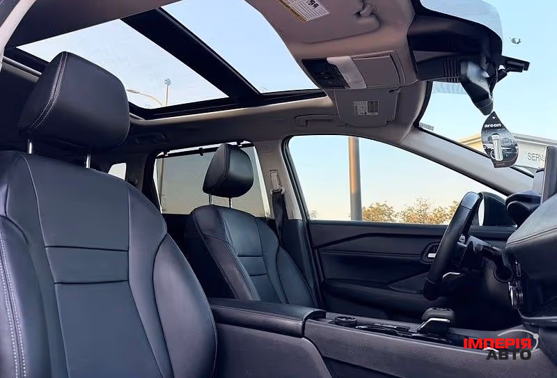 Nissan Rogue - фото 9