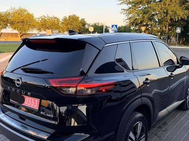 Nissan Rogue - зображення 3