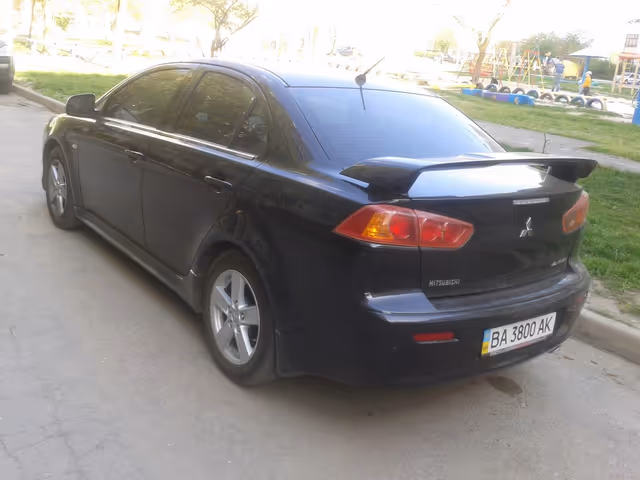 Mitsubishi Lancer - зображення 2
