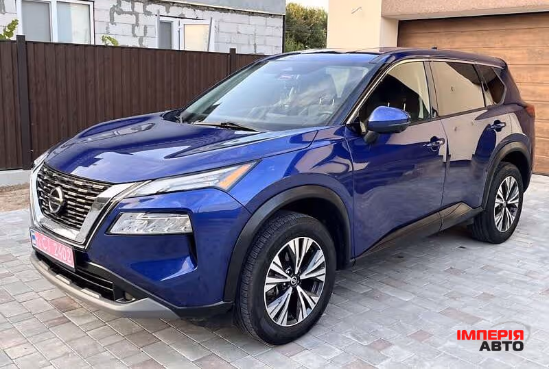 Nissan Rogue - фото 1