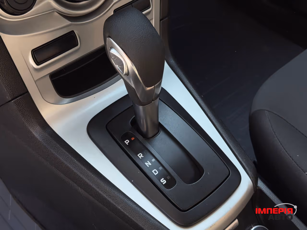 Ford Fiesta - фото 29