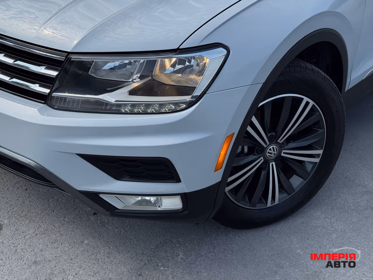 Volkswagen Tiguan - фото 5