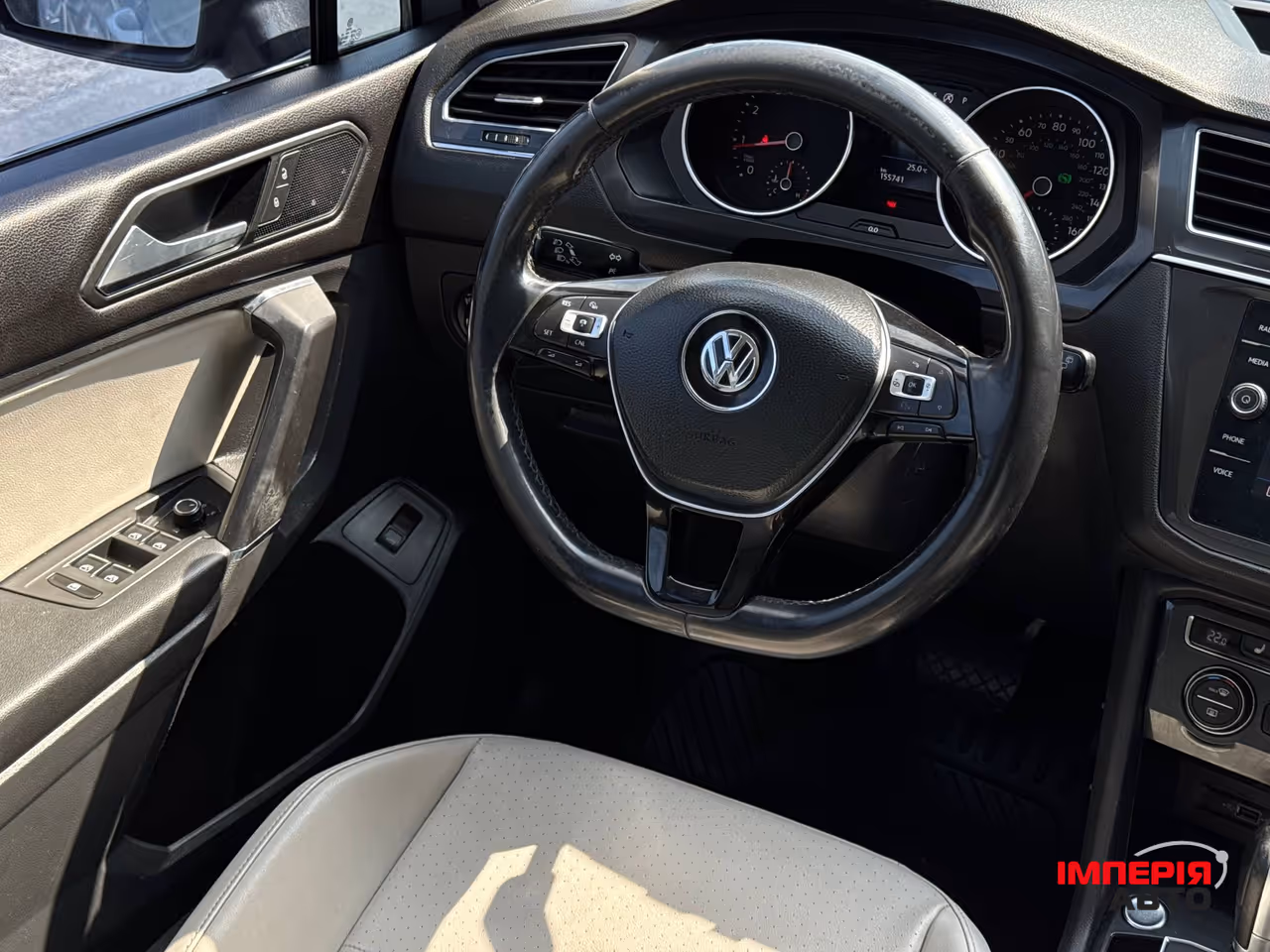 Volkswagen Tiguan - фото 61