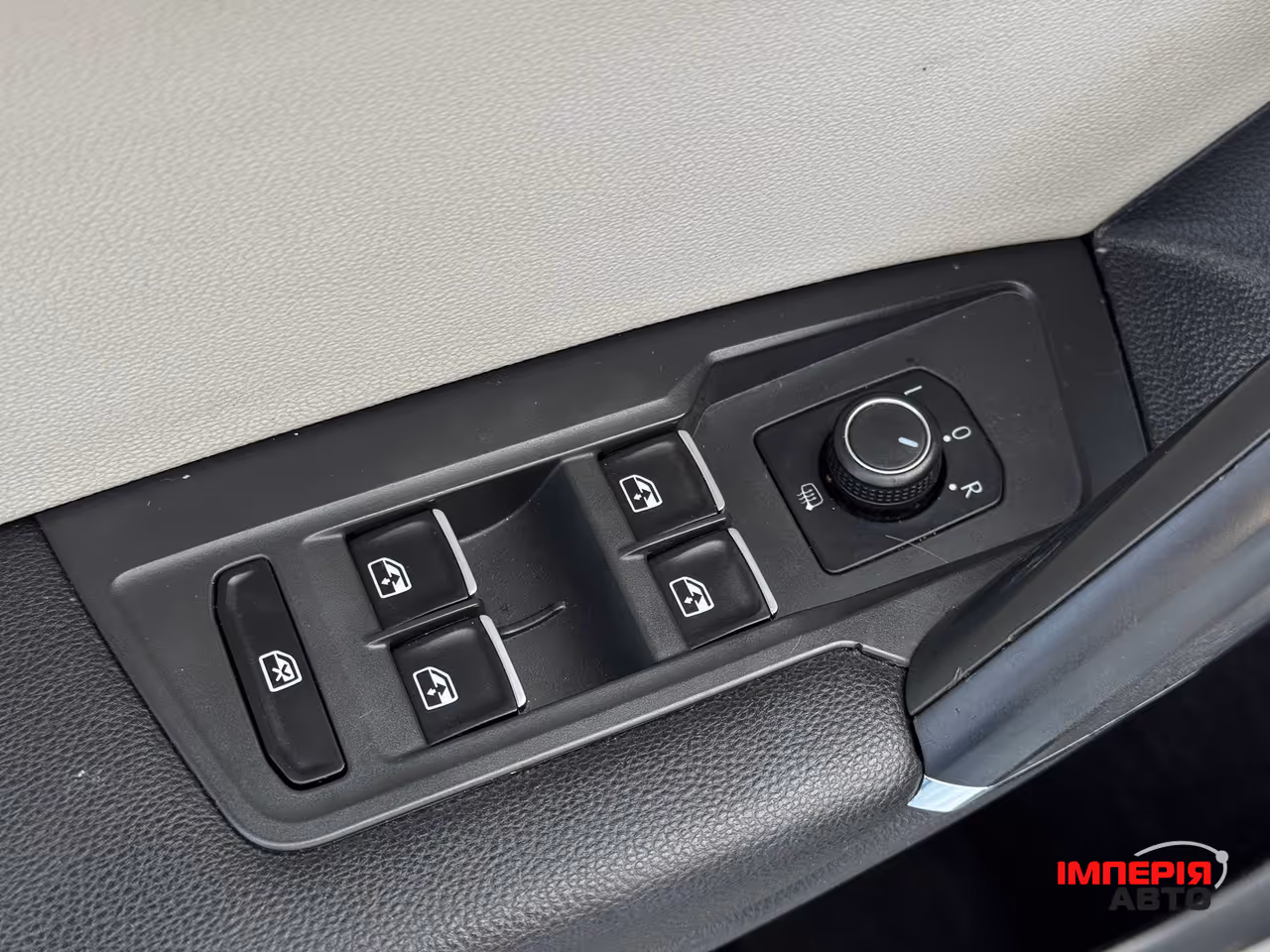 Volkswagen Tiguan - фото 31