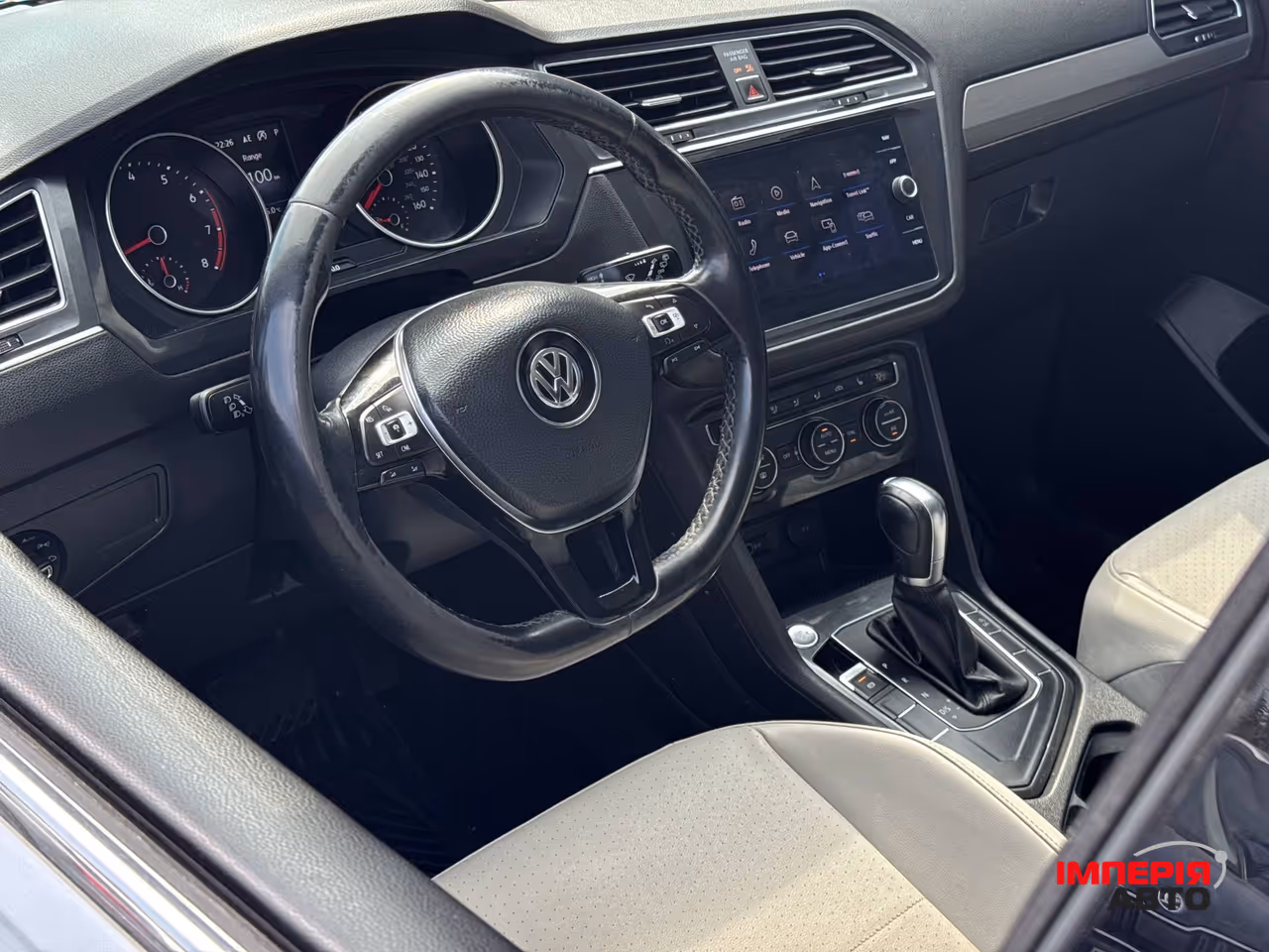 Volkswagen Tiguan - фото 42