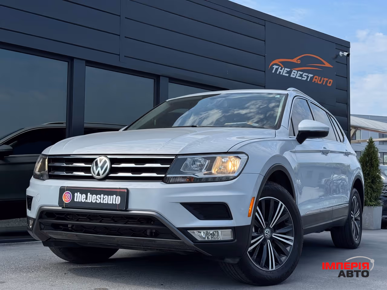Volkswagen Tiguan - фото 1