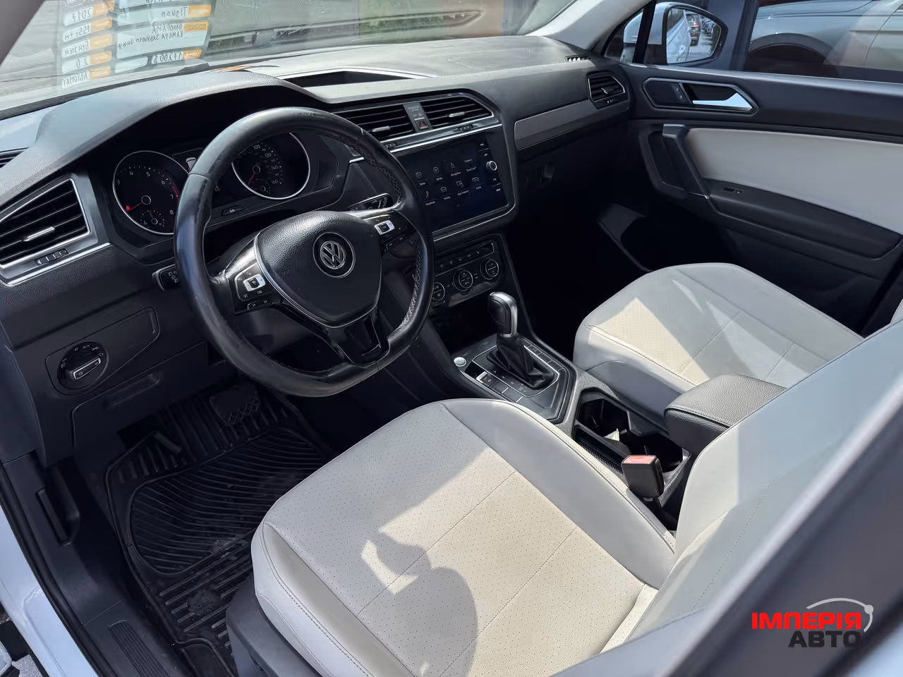 Volkswagen Tiguan - фото 37