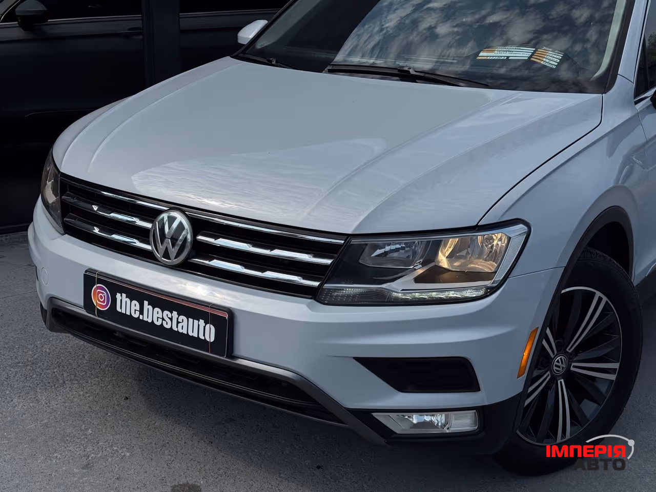Volkswagen Tiguan - фото 3
