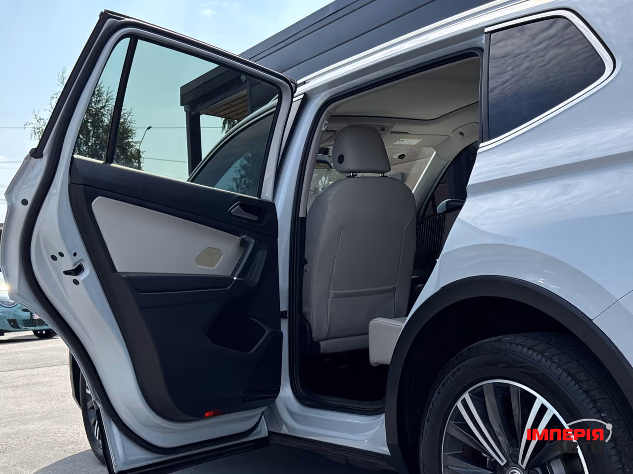 Volkswagen Tiguan - фото 53