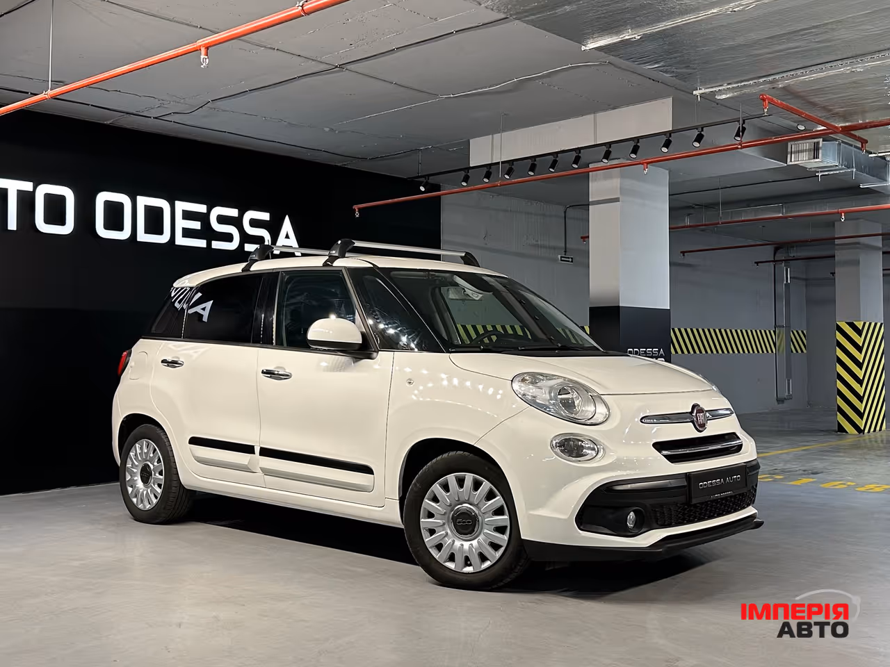 Fiat 500L - фото 3
