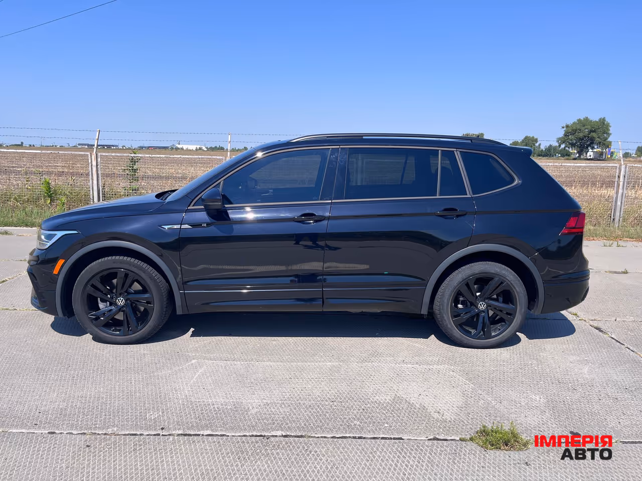 Volkswagen Tiguan - фото 5