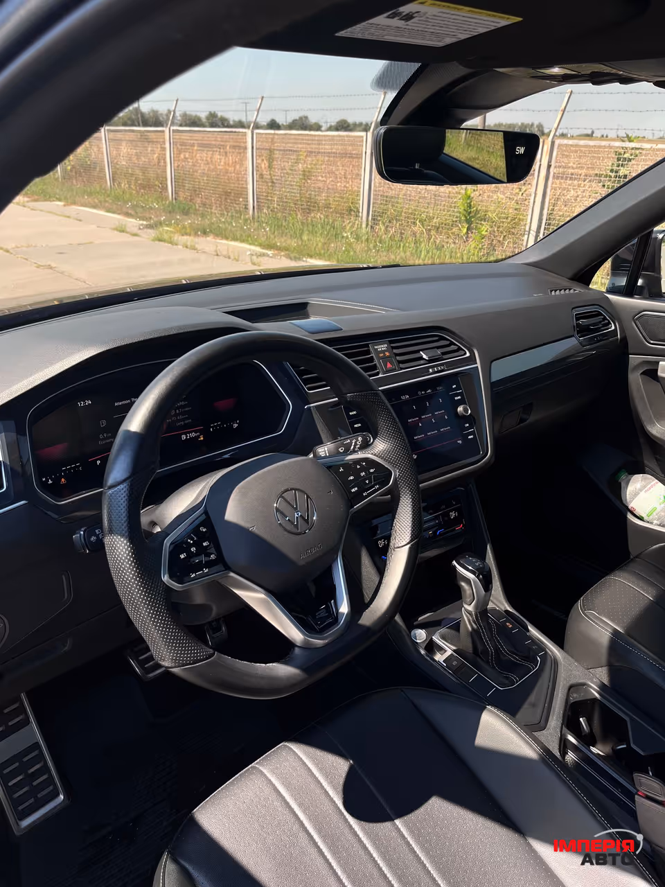 Volkswagen Tiguan - фото 14