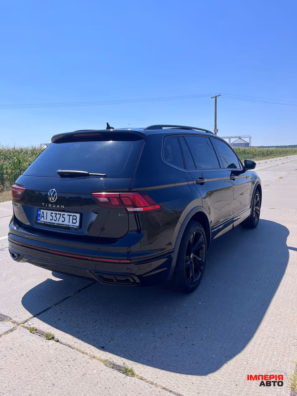 Volkswagen Tiguan - фото 9