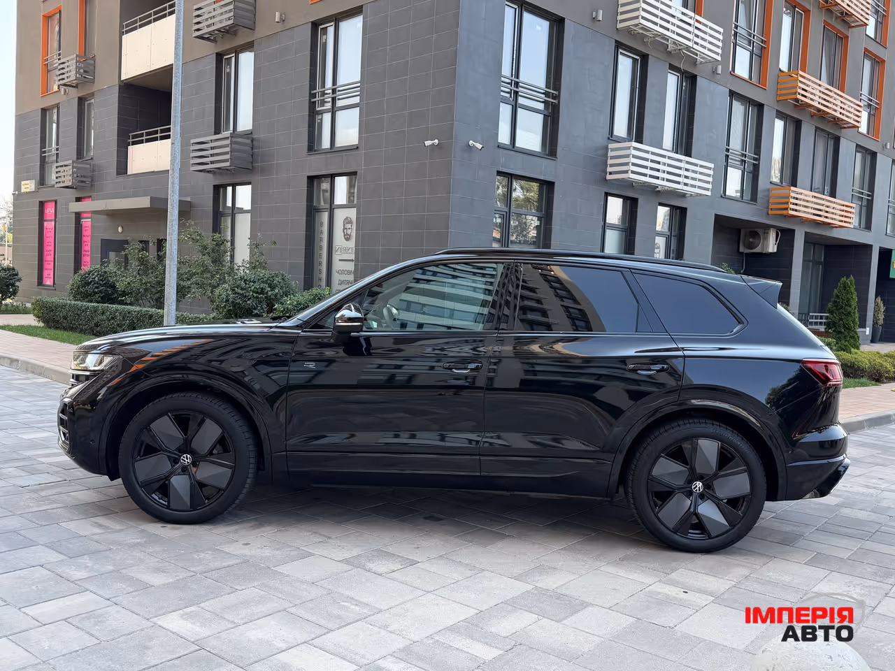 Volkswagen Touareg - фото 11