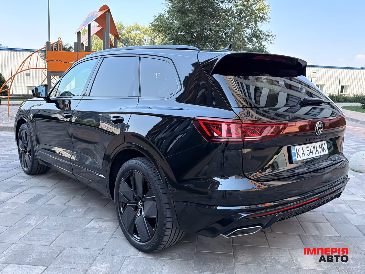 Volkswagen Touareg - фото 10