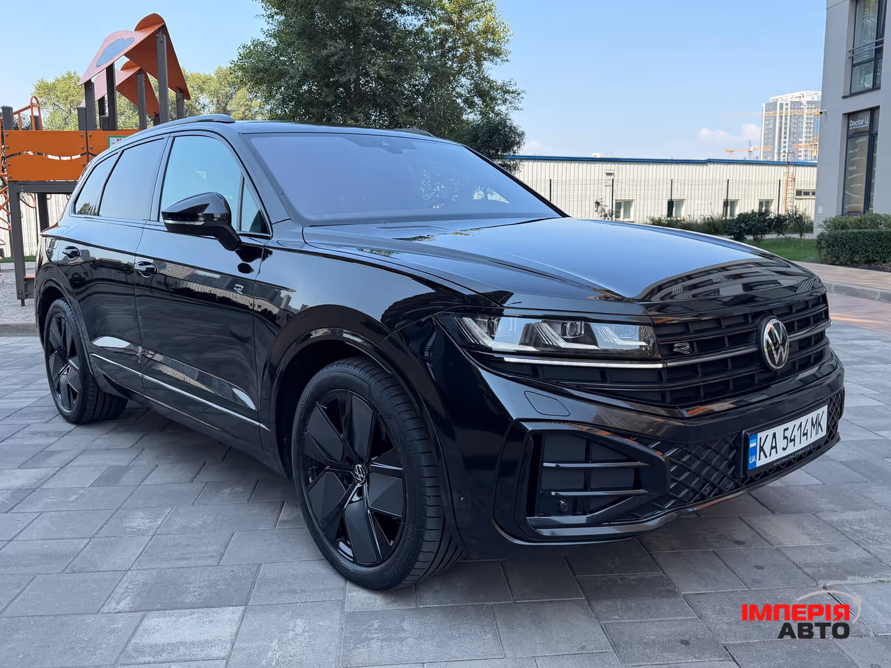 Volkswagen Touareg - фото 6