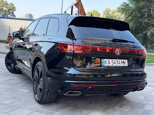 Volkswagen Touareg - зображення 2