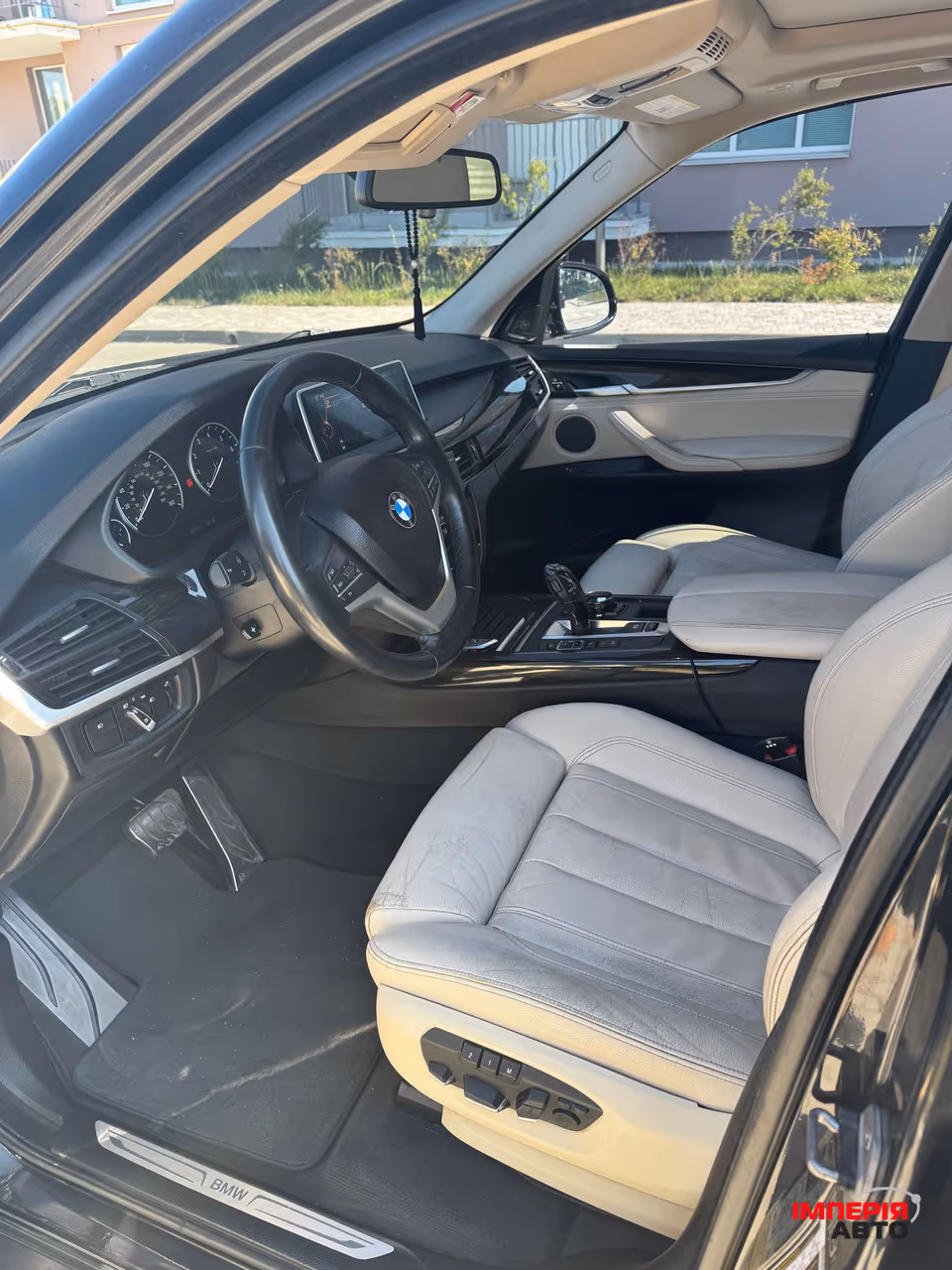 BMW X5 - фото 10