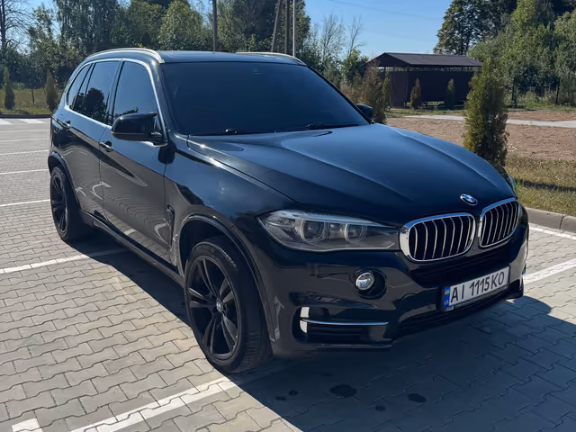 BMW X5 - зображення 1