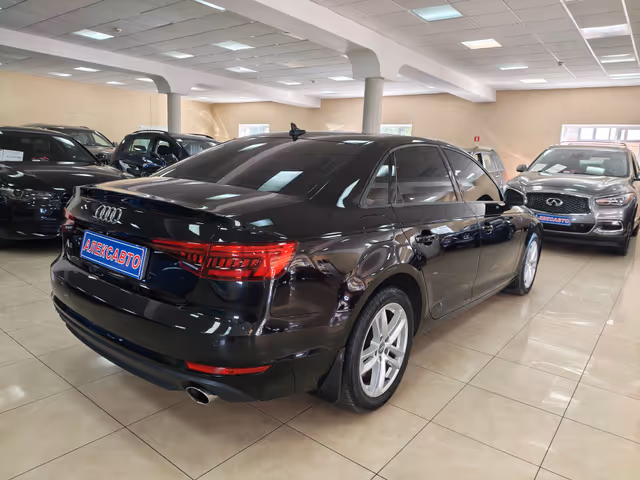 Audi A4 - зображення 5