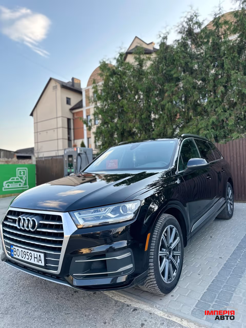 Audi Q7 - фото 9