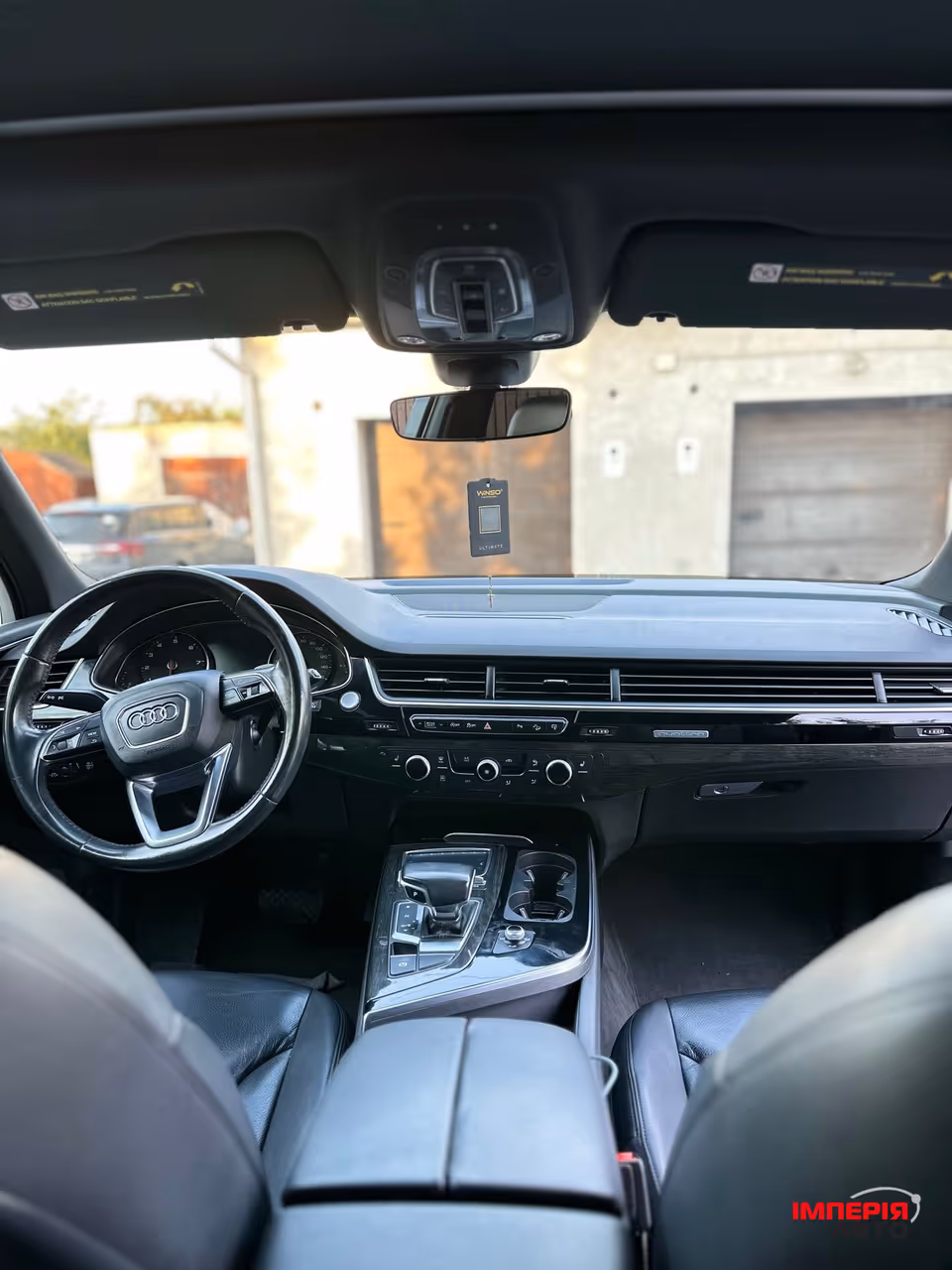 Audi Q7 - фото 10