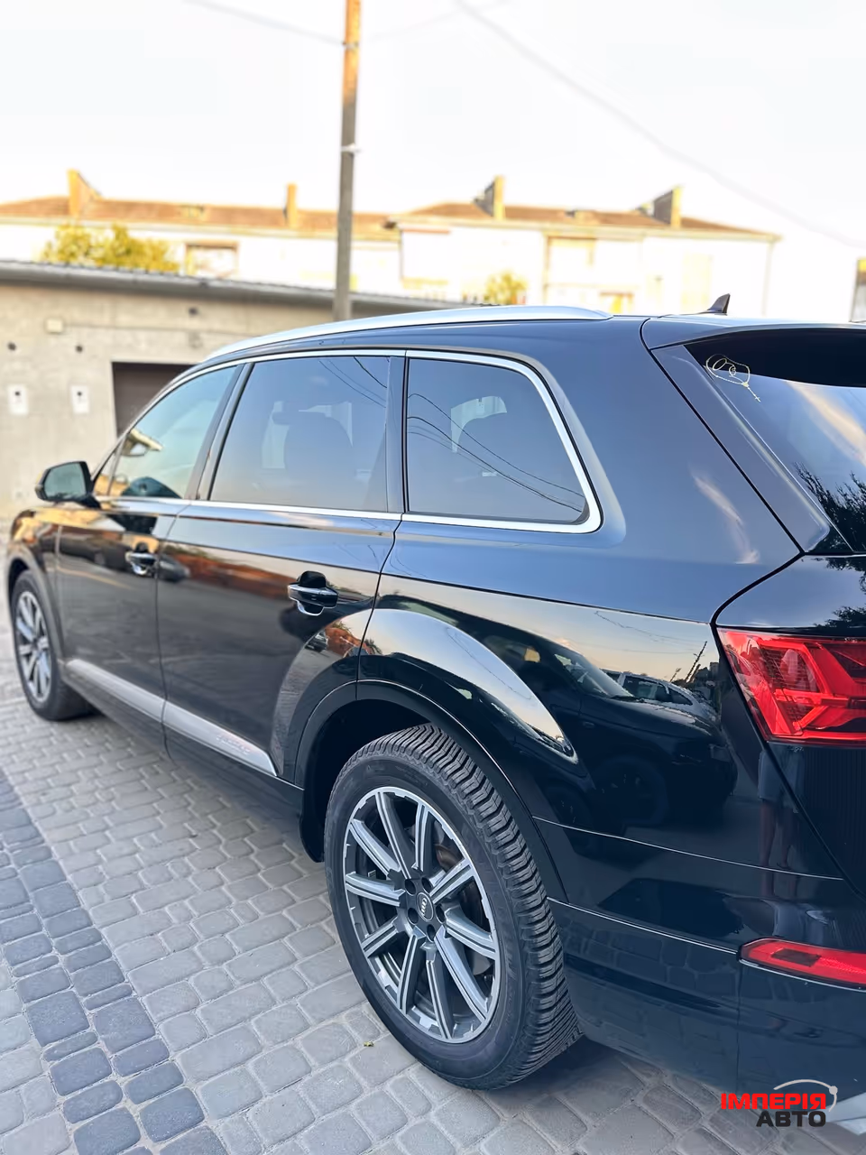 Audi Q7 - фото 7