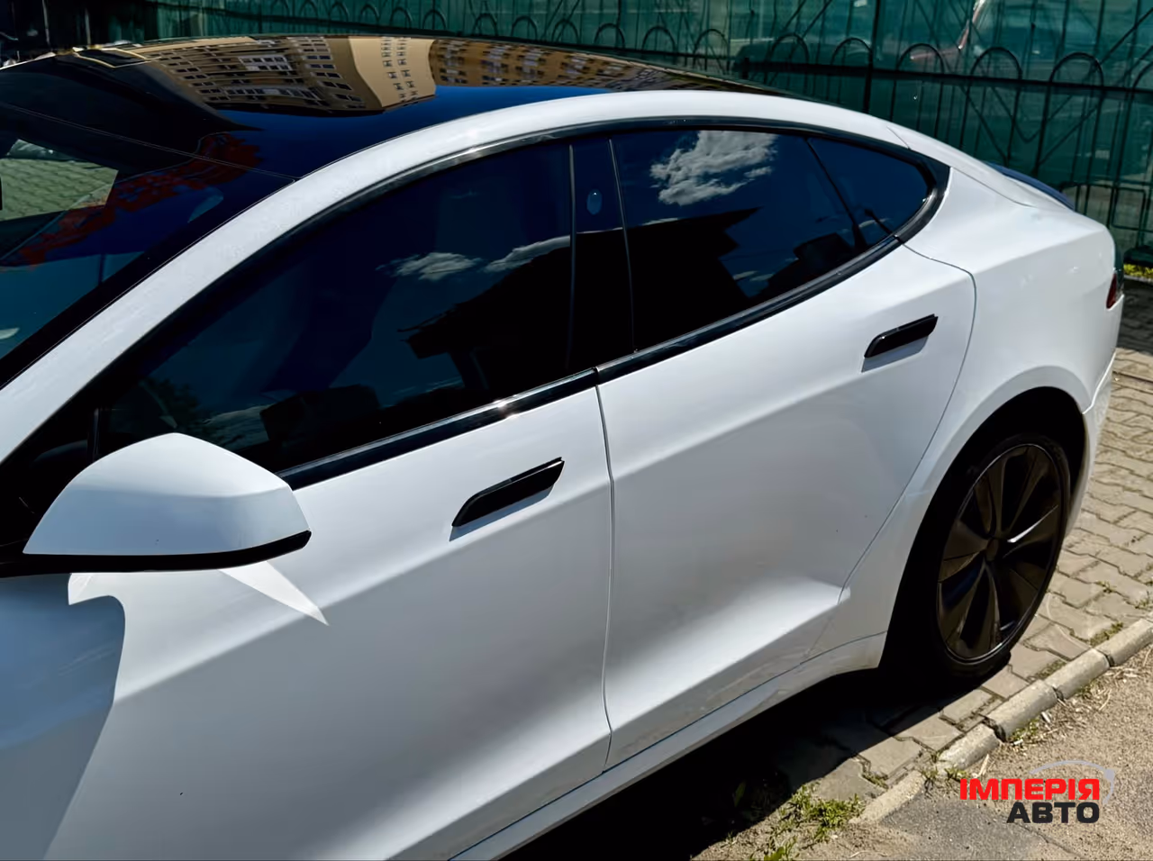 Tesla Model S - фото 6