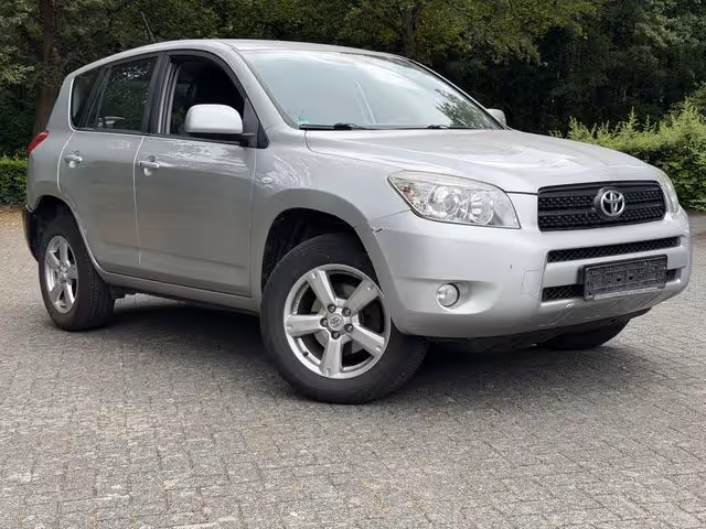 Toyota RAV4 - зображення 4