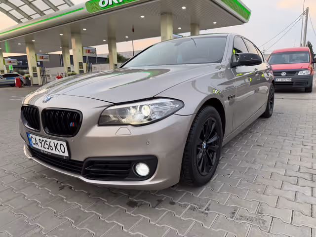 BMW 5 серії - зображення 1