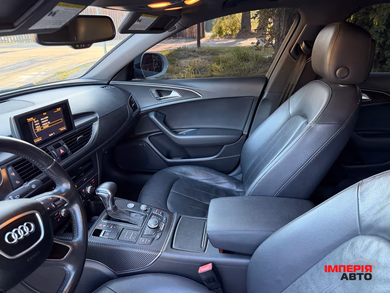 Audi A6 - фото 12