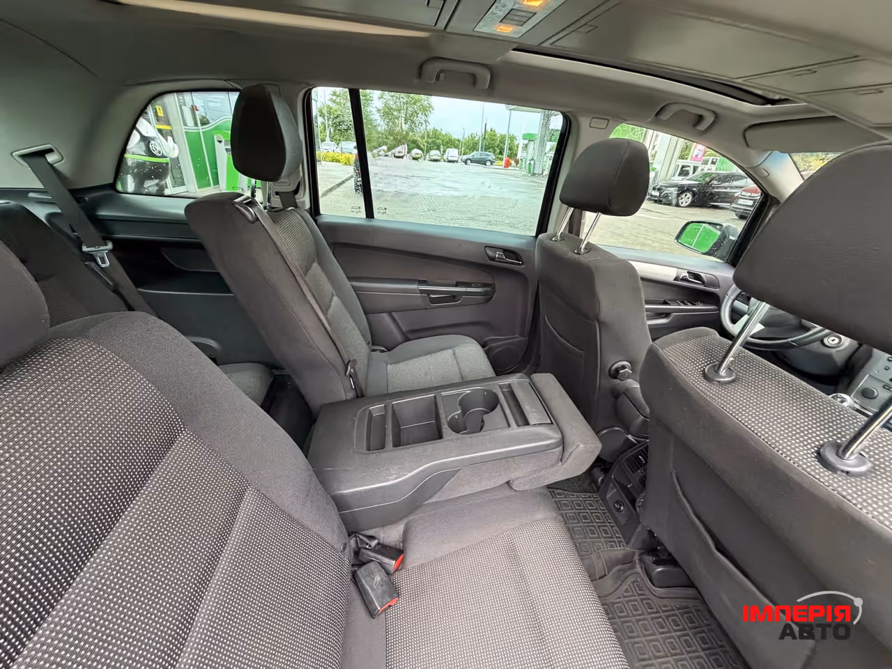 Opel Zafira - фото 12