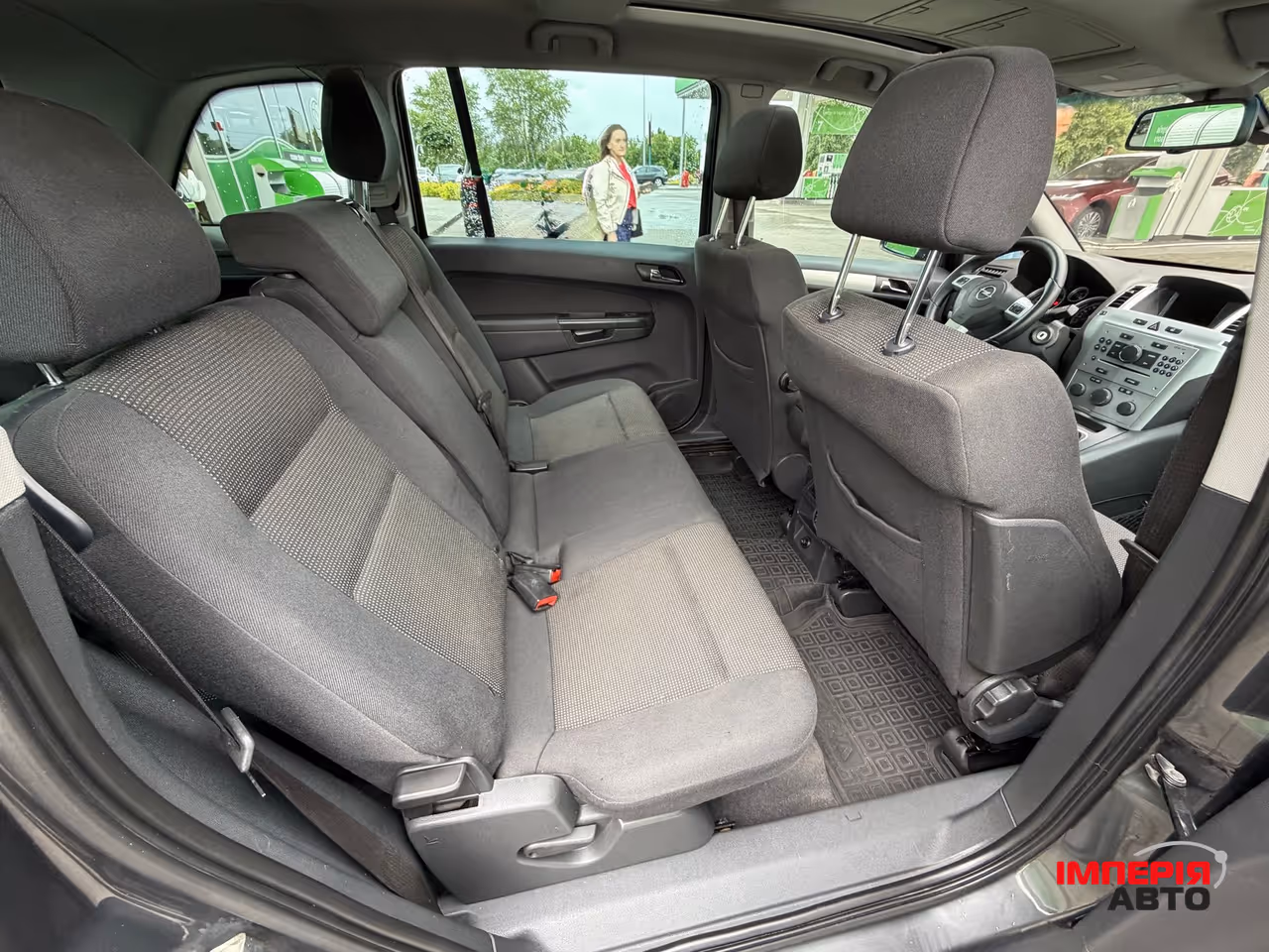 Opel Zafira - фото 11
