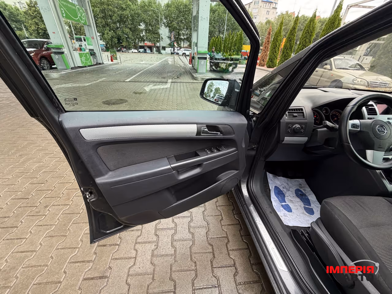 Opel Zafira - фото 19