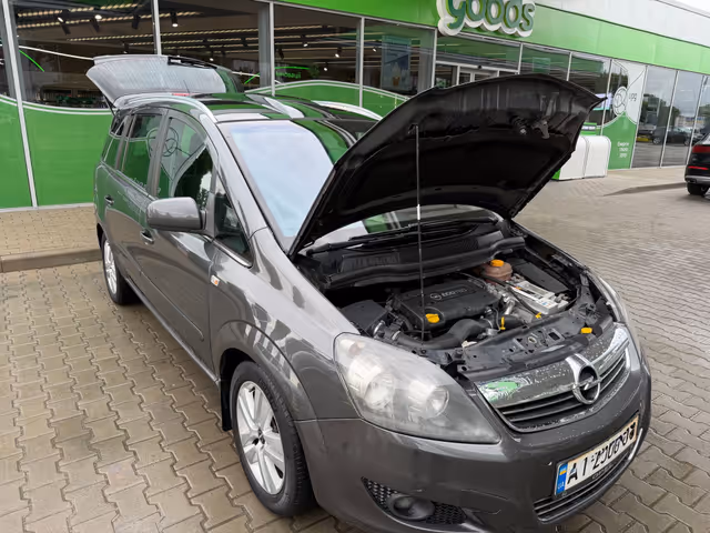 Opel Zafira - зображення 2