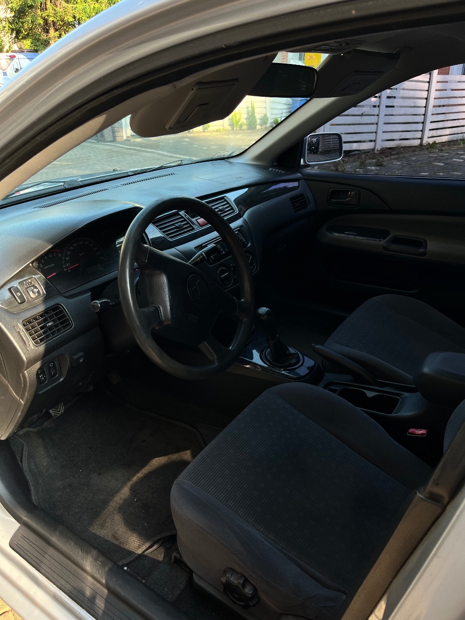 Mitsubishi Lancer - фото 10