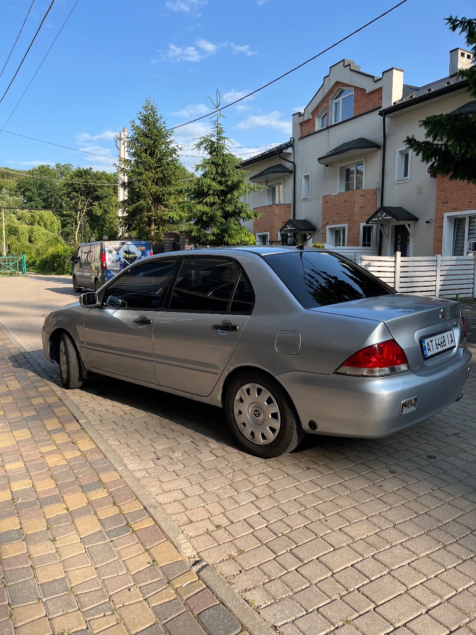 Mitsubishi Lancer - фото 4