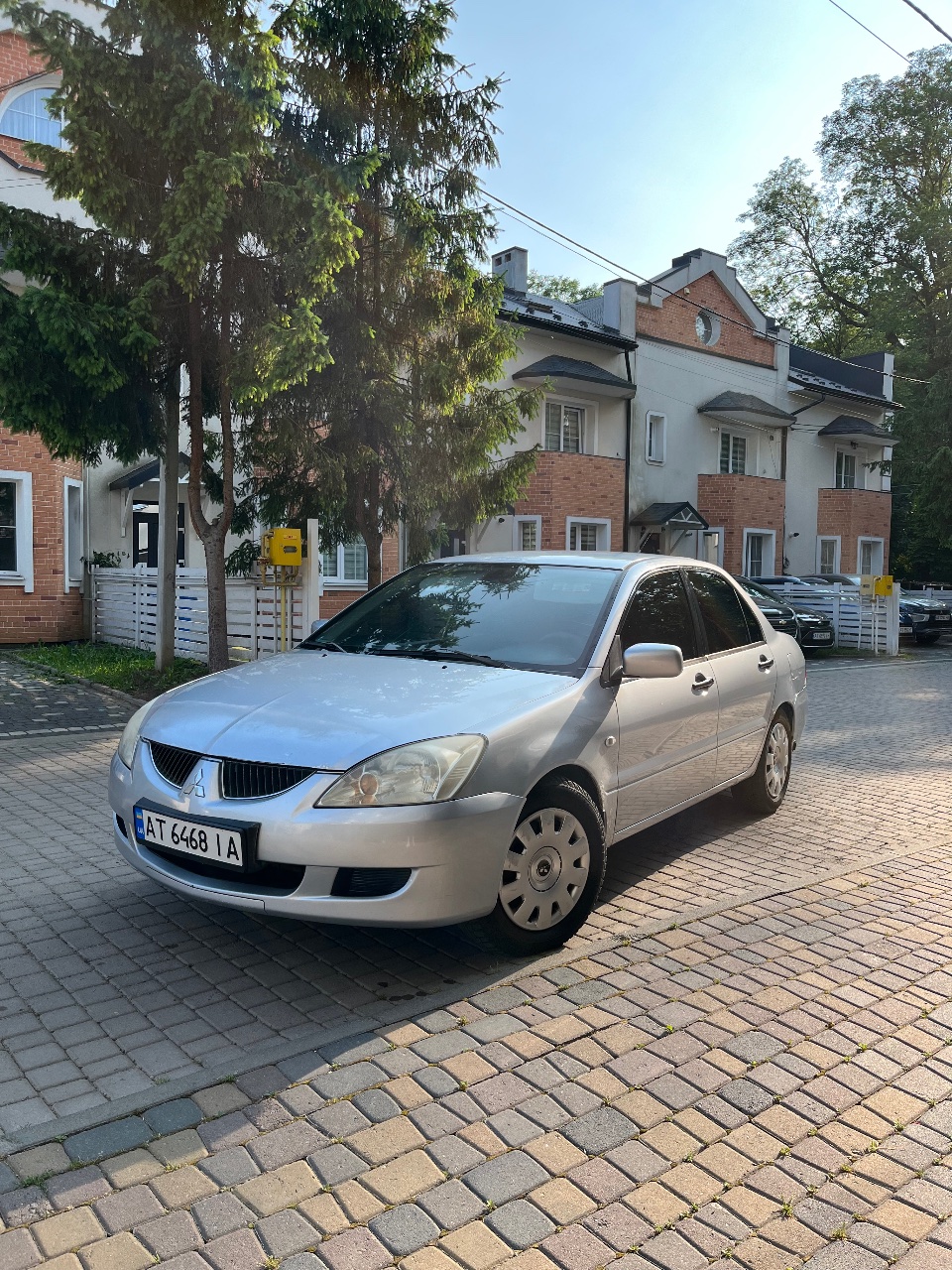 Mitsubishi Lancer - фото 2