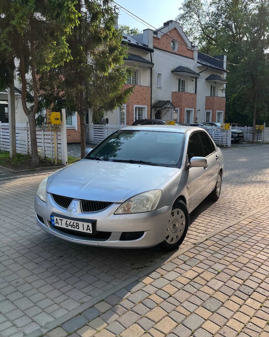 Mitsubishi Lancer - фото 1