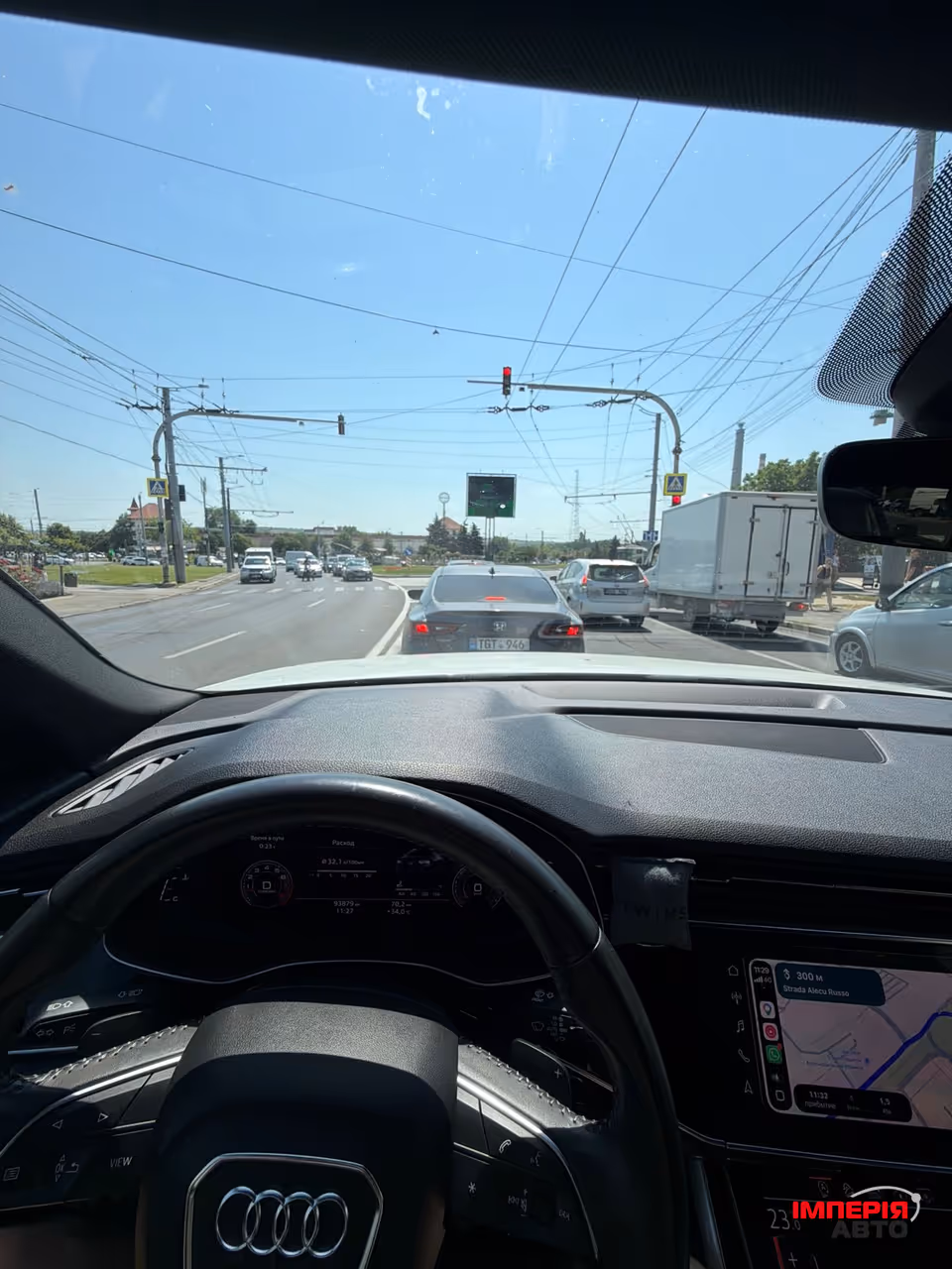 Audi Q8 - фото 7