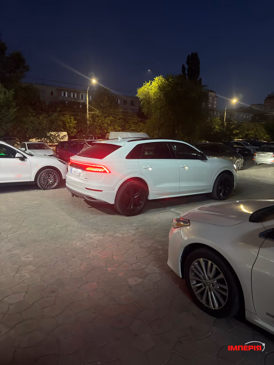 Audi Q8 - фото 6