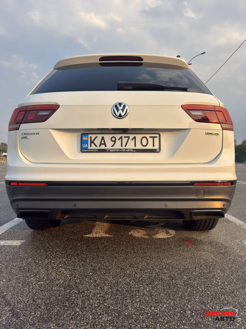 Volkswagen Tiguan - фото 9