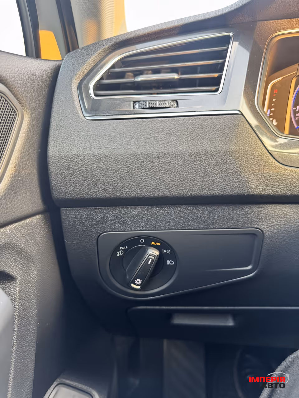 Volkswagen Tiguan - фото 41