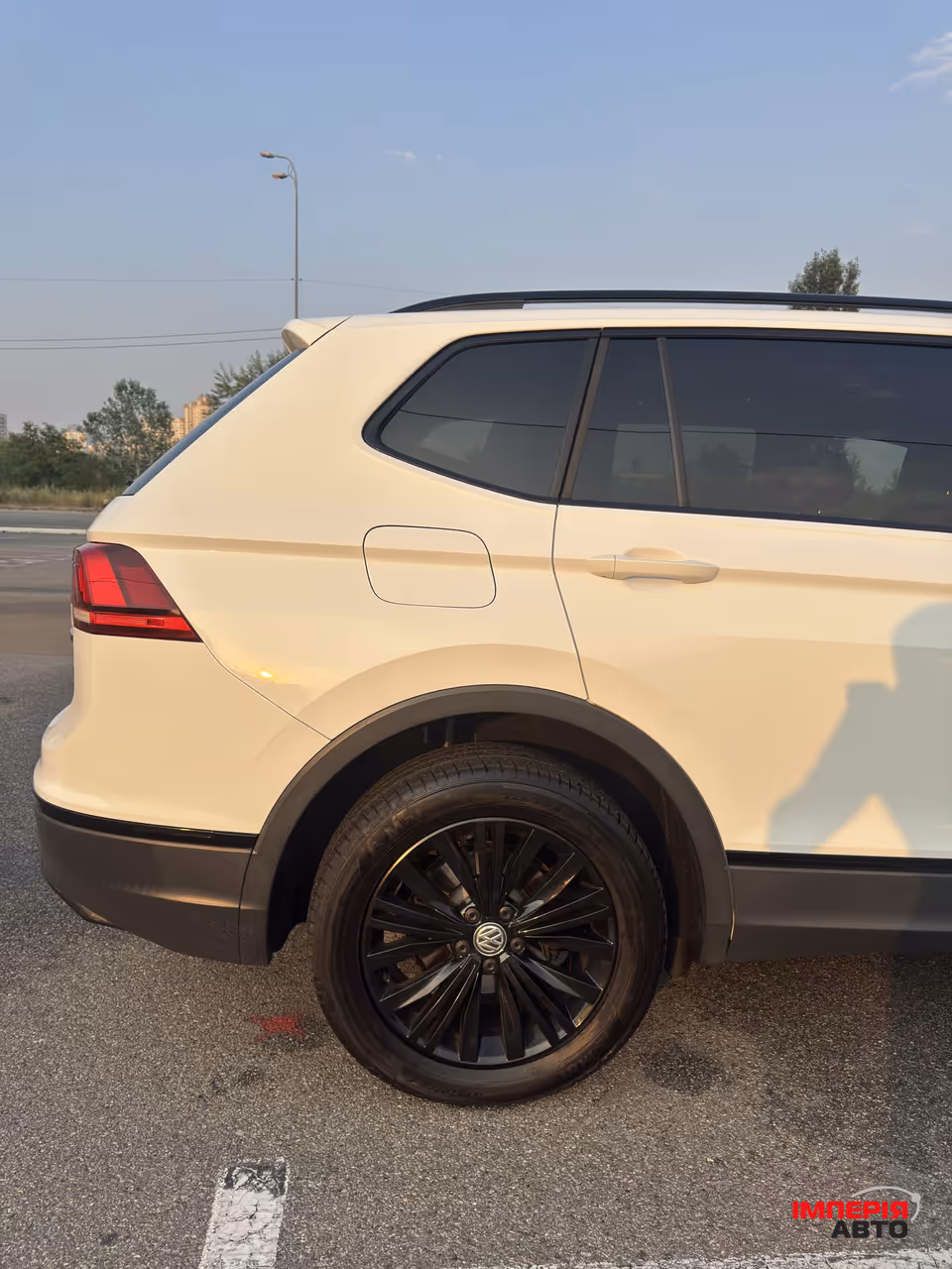 Volkswagen Tiguan - фото 20