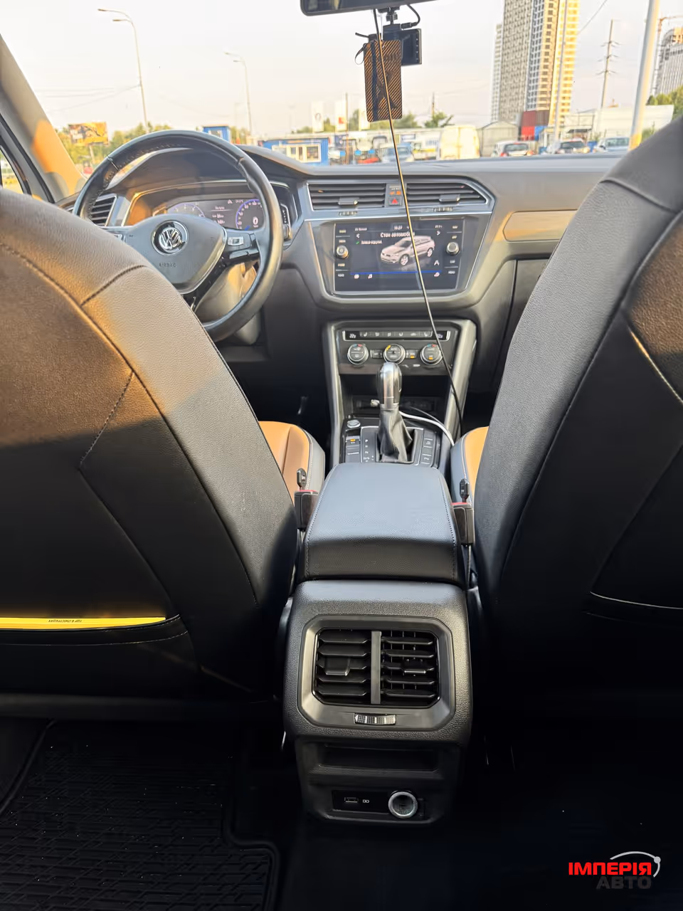 Volkswagen Tiguan - фото 30
