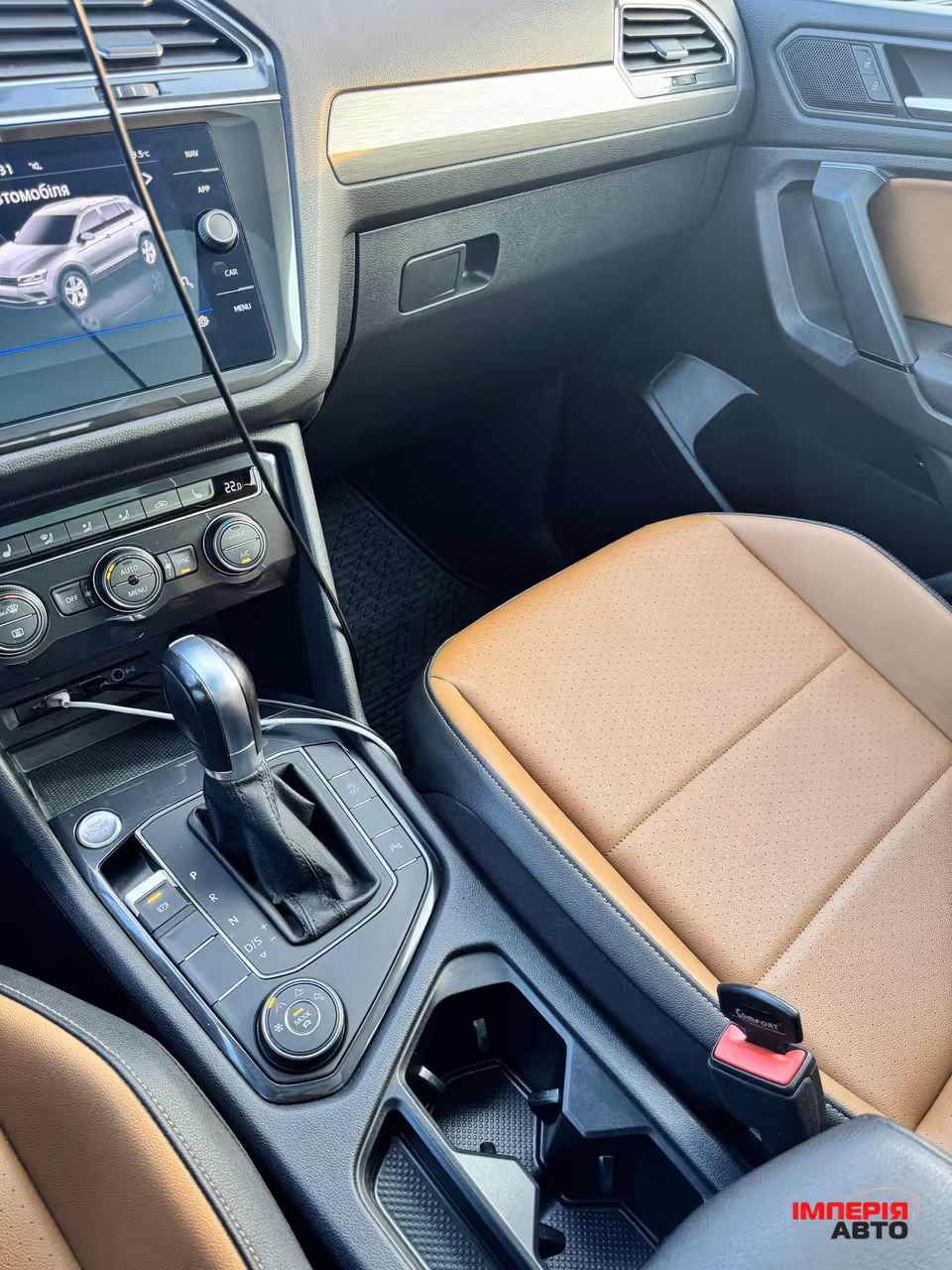 Volkswagen Tiguan - фото 39