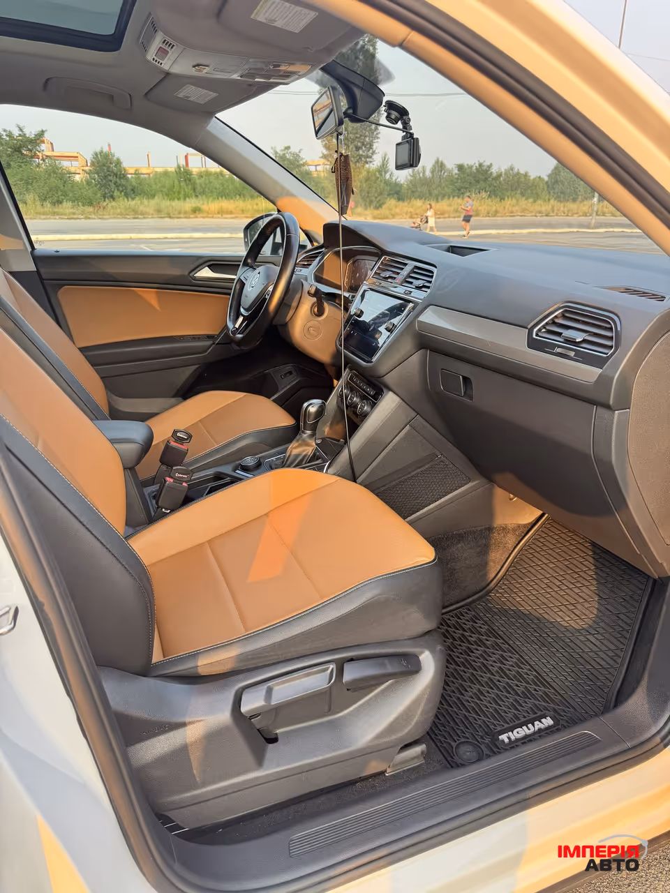 Volkswagen Tiguan - фото 32