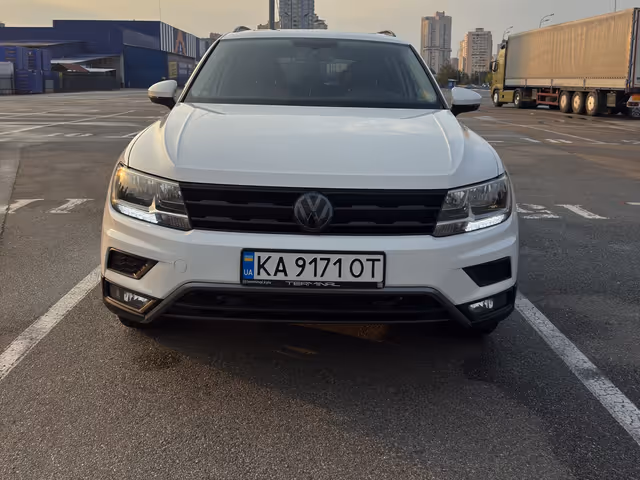 Volkswagen Tiguan - зображення 1