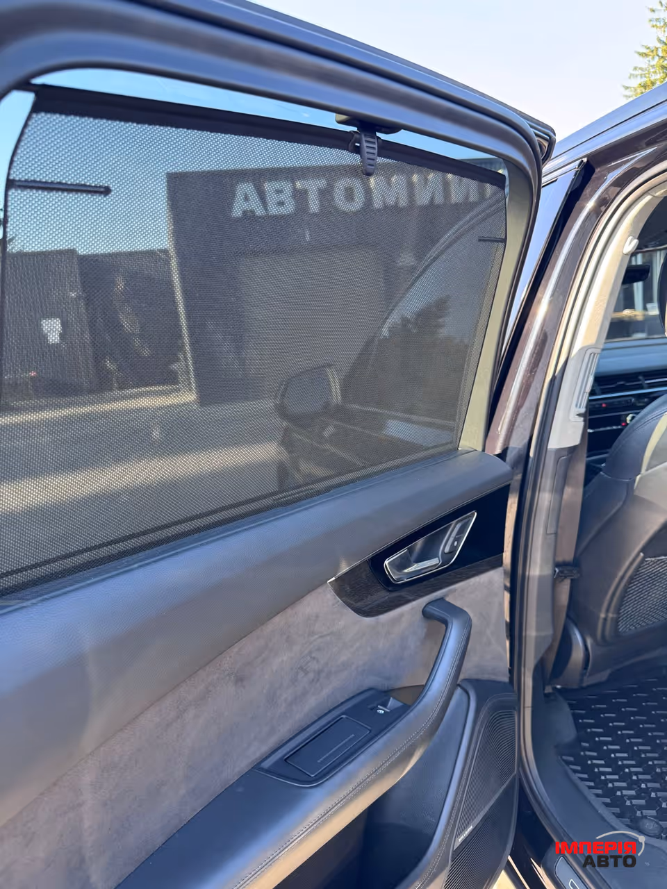 Audi Q7 - фото 15